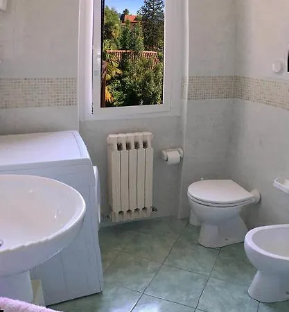 Casa Mariarosa Lägenhet Maccagno